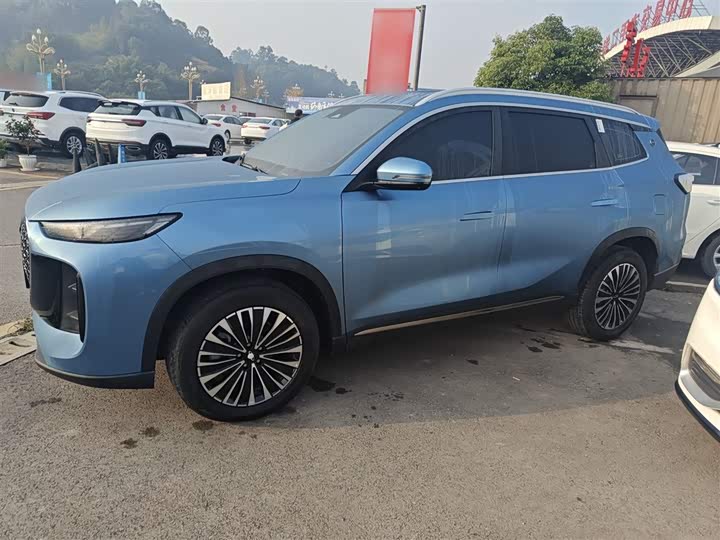 Chery Tiggo 8 Plus C-DM 2025 2025款 1.5T 116km 尊贵型 5座