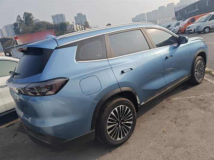 Chery Tiggo 8 Plus C-DM 2025 2025款 1.5T 116km 尊贵型 5座