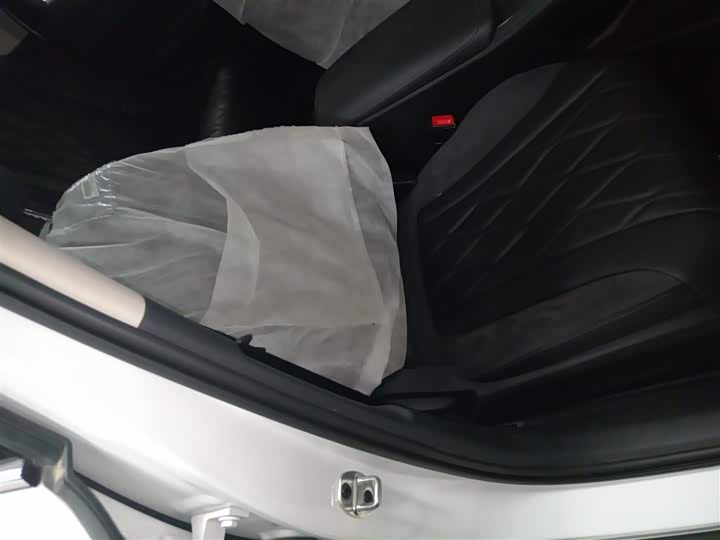 Roewe D7 2023 2023款 DMH 125km 卓越版