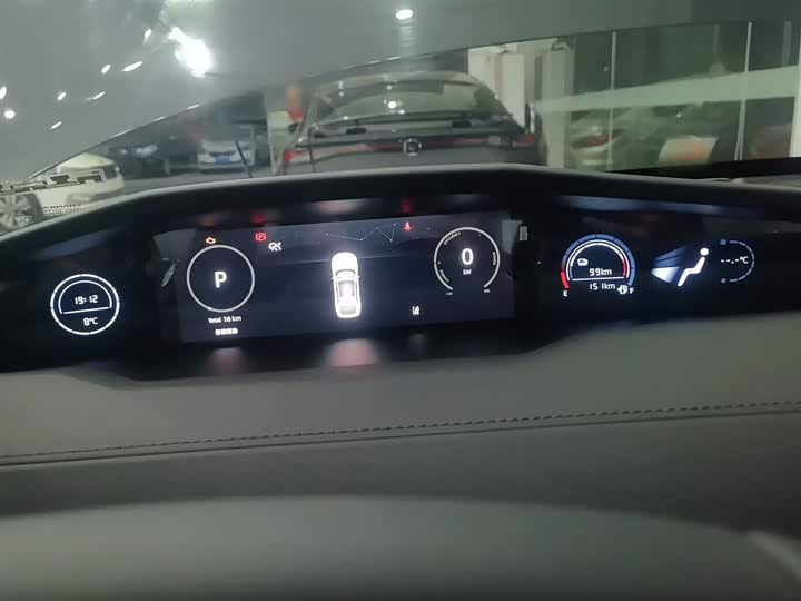 Changan UNI-V Hybrid 2024 2024款 蓝鲸智电iDD 136km 智酷型