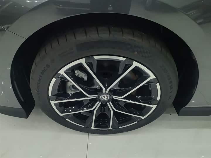 Changan UNI-V Hybrid 2024 2024款 蓝鲸智电iDD 136km 智酷型