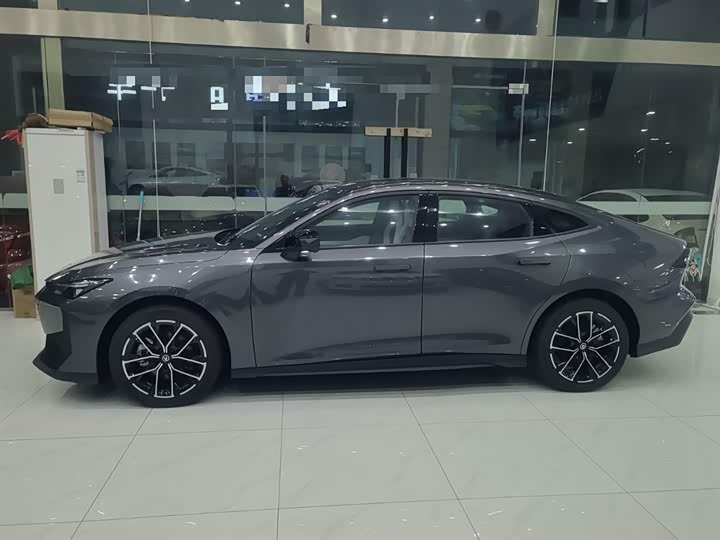 Changan UNI-V Hybrid 2024 2024款 蓝鲸智电iDD 136km 智酷型