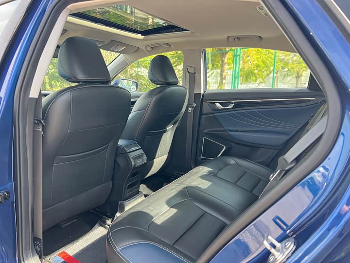 Geely Emgrand GL 2021 2021款 UP 1.4T CVT领曜型