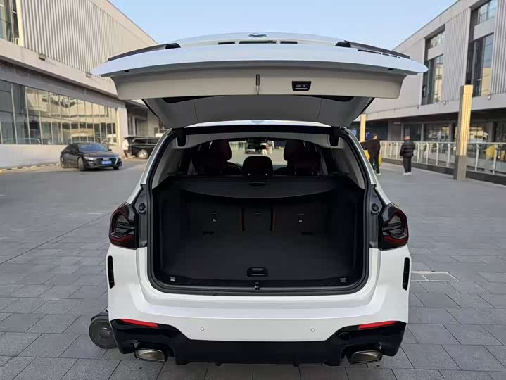 BMW X3 2023 2023款 改款 xDrive30i 领先型 M曜夜套装