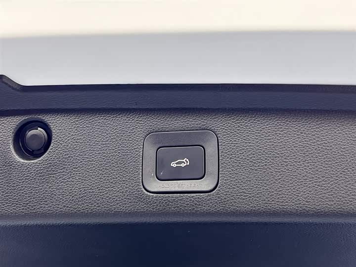 GAC Trumpchi M6 2025 2025款 MAX 270T WDCT 豪华版