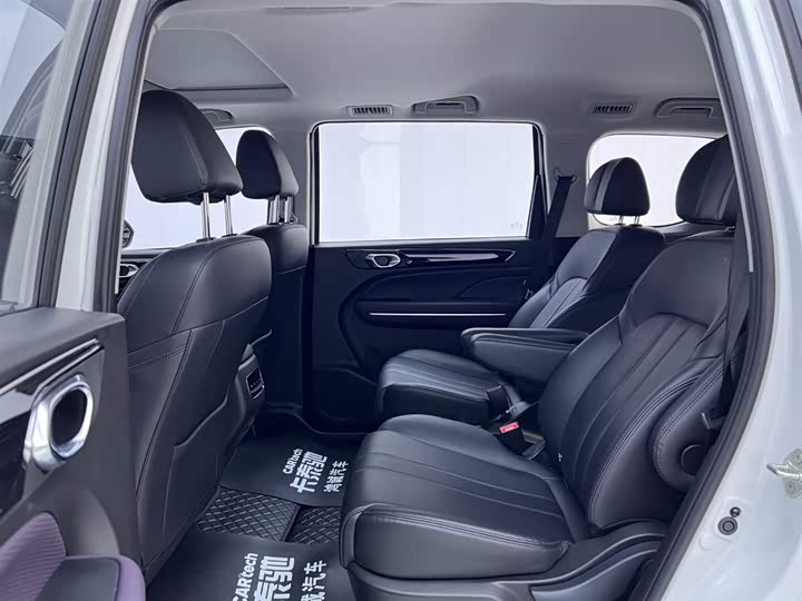 GAC Trumpchi M6 2025 2025款 MAX 270T WDCT 豪华版