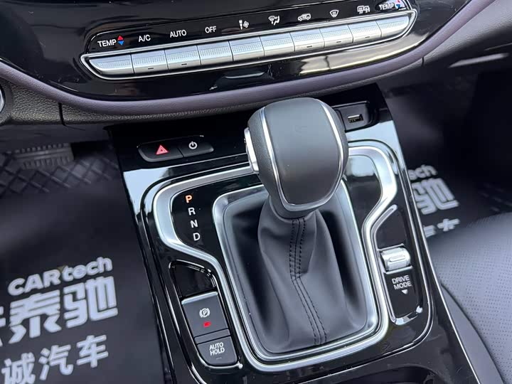 GAC Trumpchi M6 2025 2025款 MAX 270T WDCT 豪华版