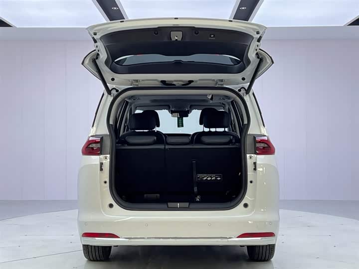 GAC Trumpchi M6 2025 2025款 MAX 270T WDCT 豪华版