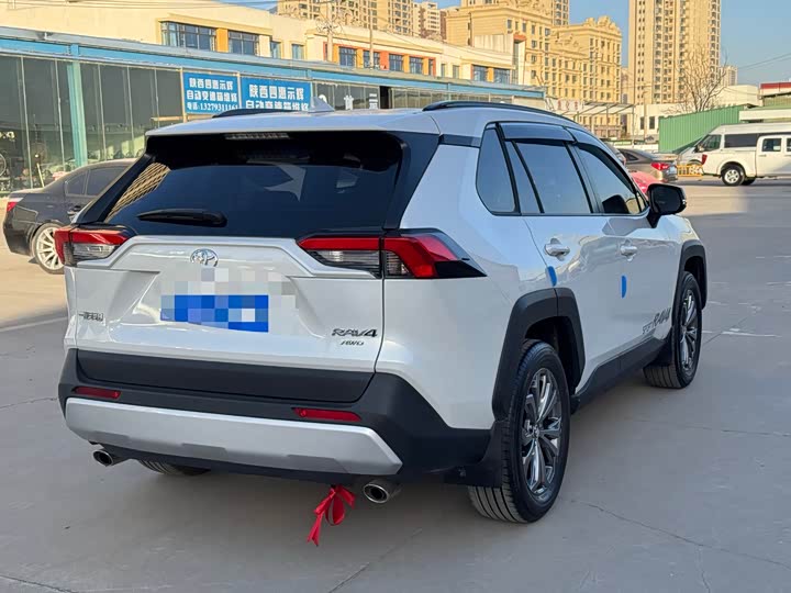 Toyota RAV4 2024 2024款 2.0L CVT四驱探险Plus版