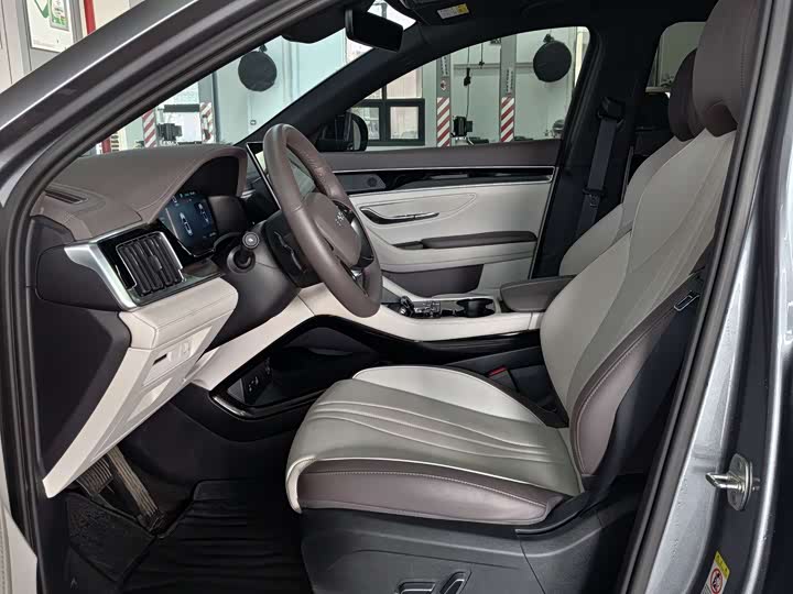 2025 BYD Song Plus Hybrid/EV