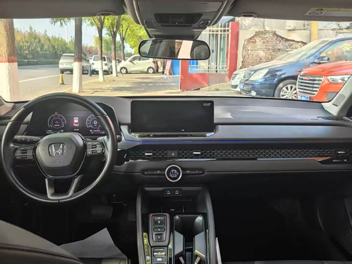 Honda Accord Hybrid 2023 2023款 2.0L e:PHEV 尊贵版