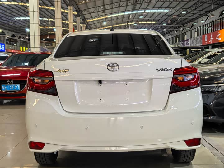 Toyota Vios 2022 2022款 1.5L 20周年纪念版