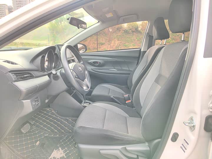 Toyota Vios 2022 2022款 1.5L 20周年纪念版