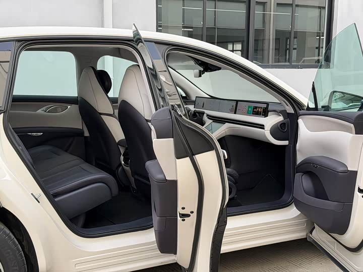 IM motors LS7 2023 2023款 77kWh Urban Fit后驱版