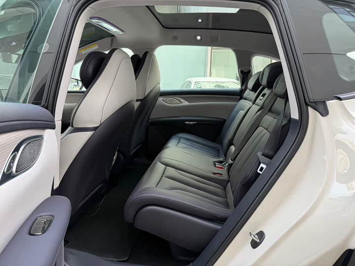 IM motors LS7 2023 2023款 77kWh Urban Fit后驱版