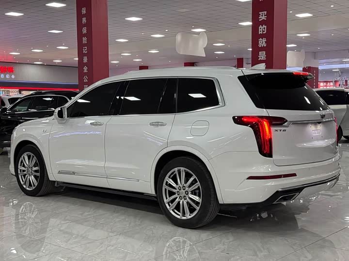 Cadillac XT6 2022 2022款 2.0T 六座两驱豪华型