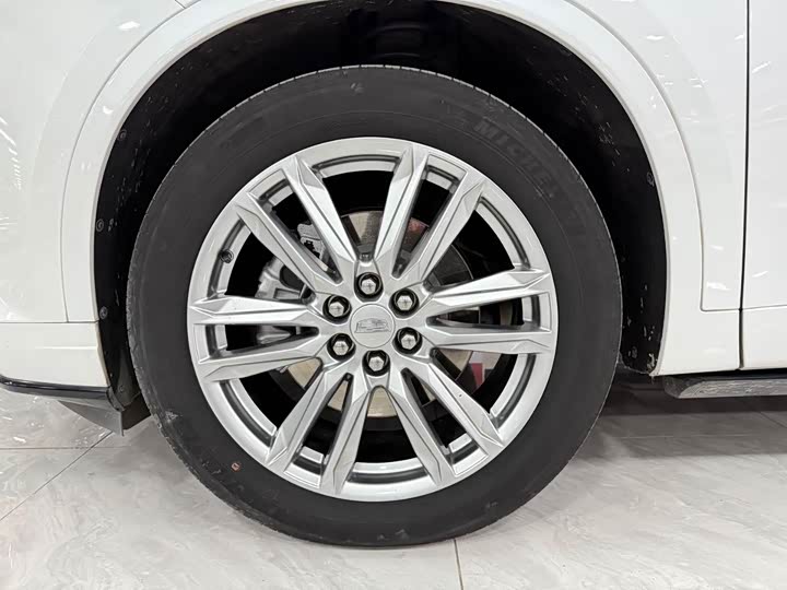 Cadillac XT6 2022 2022款 2.0T 六座两驱豪华型