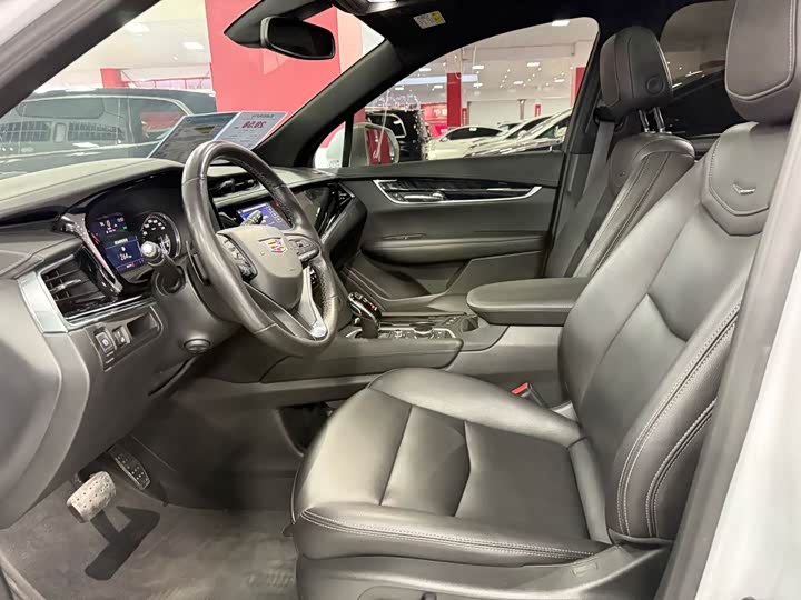 Cadillac XT6 2022 2022款 2.0T 六座两驱豪华型