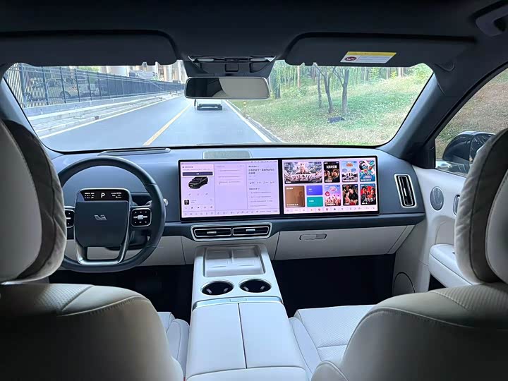 LiXiang L6 2025 2025款 Pro 智能焕新版