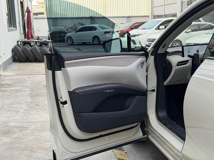 IM motors LS7 2023 2023款 77kWh Urban Fit后驱版