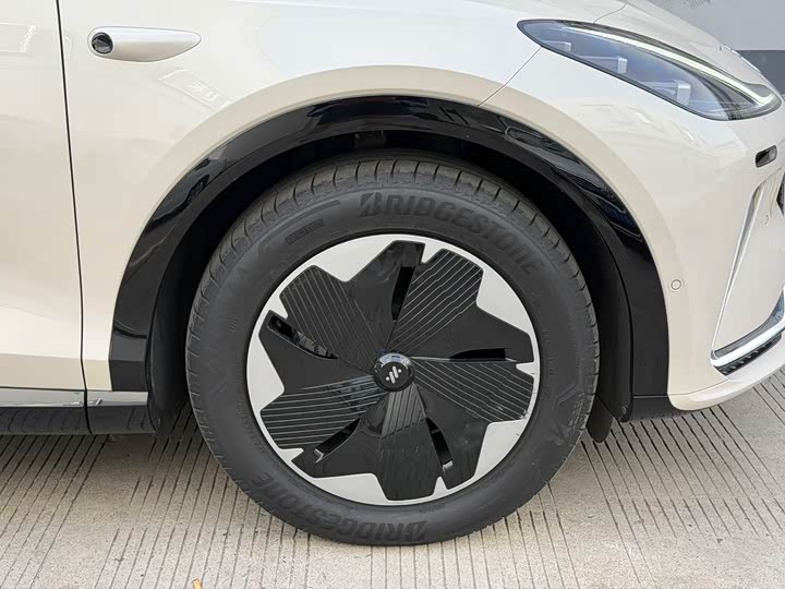 IM motors LS7 2023 2023款 77kWh Urban Fit后驱版