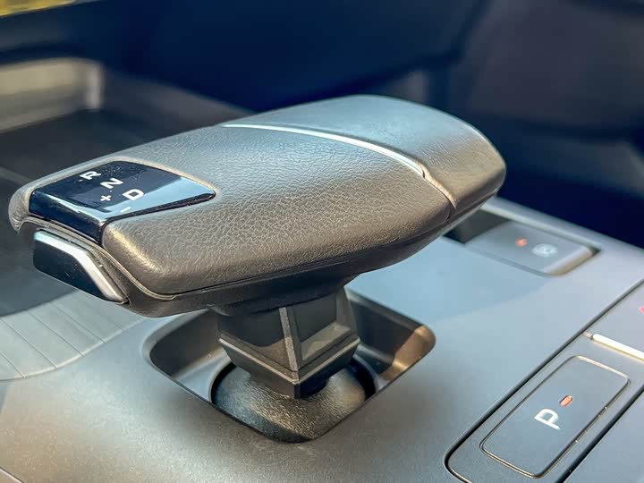 Changan Yida 2023 2023款 蓝鲸NE 1.5T GDI DCT旗舰型