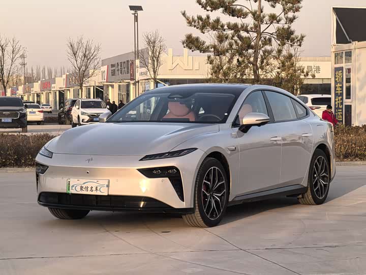 Dongfeng Yipai eπ 007 2025 2025款 纯电 565四驱Max领航版