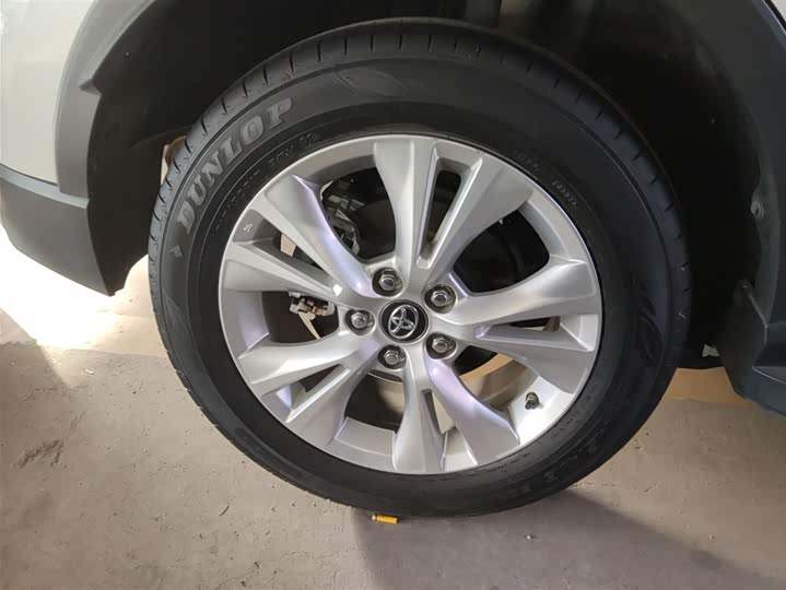 Toyota Izoa 2021 2021款 2.0L 奕享版