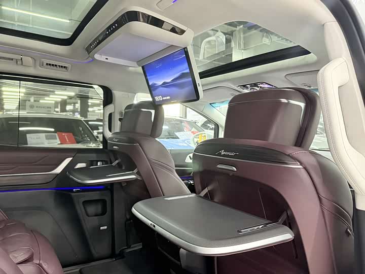 Buick GL8 Century 2025 2025款 2.0T 六座蕴世版