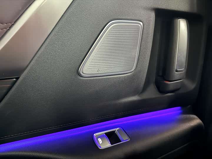 Buick GL8 Century 2025 2025款 2.0T 六座蕴世版