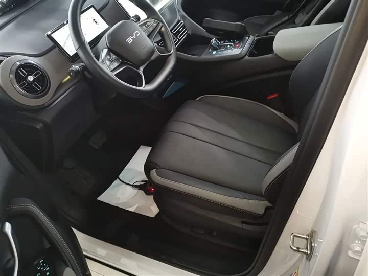 BYD Sea Lion 05 DM-i Hybrid 2025 2025款 DM-i 智驾版 115KM旗舰型