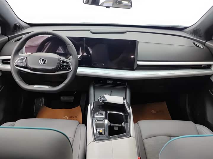 Changan UNI-T 2023 2023款 第二代 1.5T 尊贵型