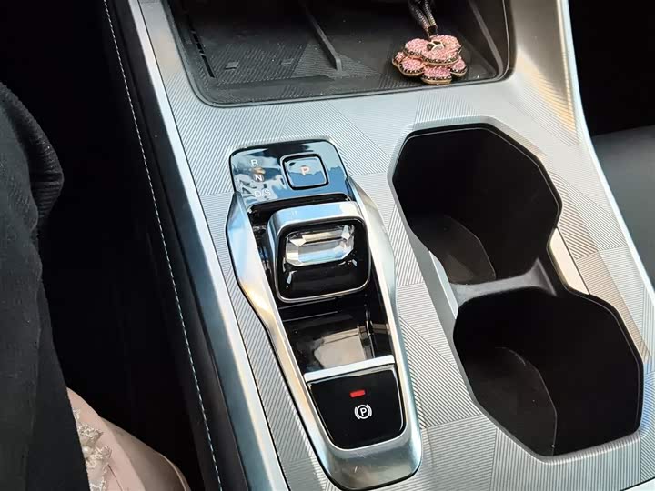 GAC Trumpchi GS3 2023 2023款 影速 270T 劲智版