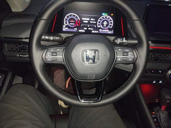 Honda Accord 2025 2025款 运动系列 260TURBO 豪华版