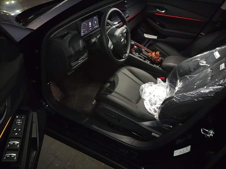 Honda Accord 2025 2025款 运动系列 260TURBO 豪华版