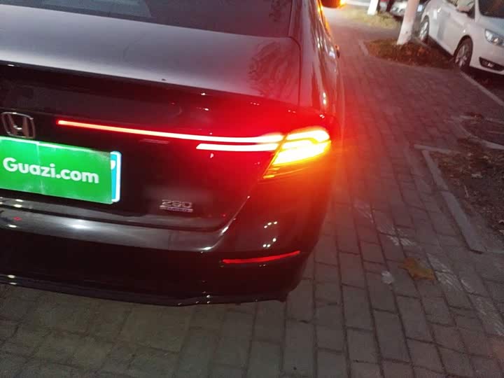 Honda Accord 2025 2025款 运动系列 260TURBO 豪华版