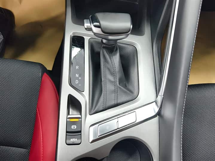 Changan CS35 Plus 2023 2023款 畅享版 1.4T DCT豪华型