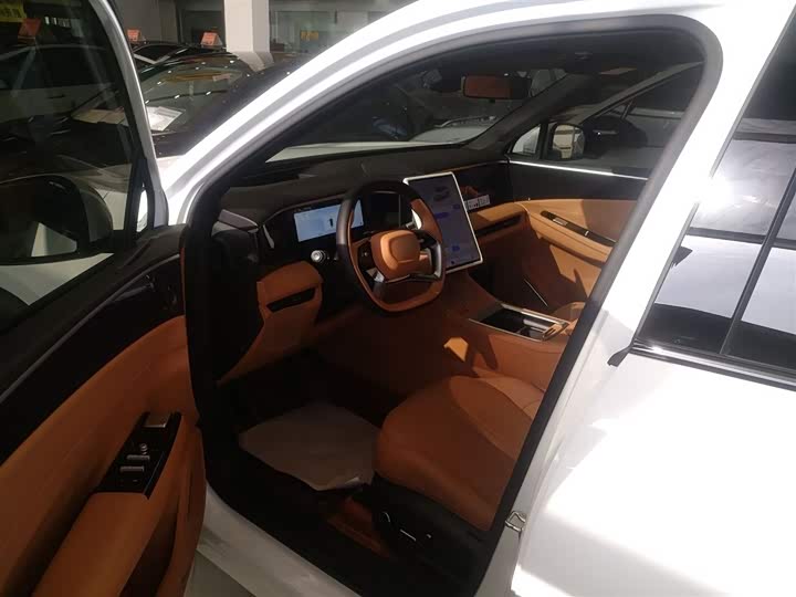 Geely Galaxy L7 2025 2025款 EM-i 115km 探索+版