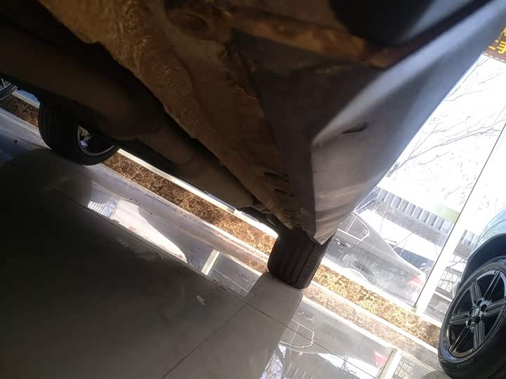 Geely Galaxy L7 2025 2025款 EM-i 115km 探索+版