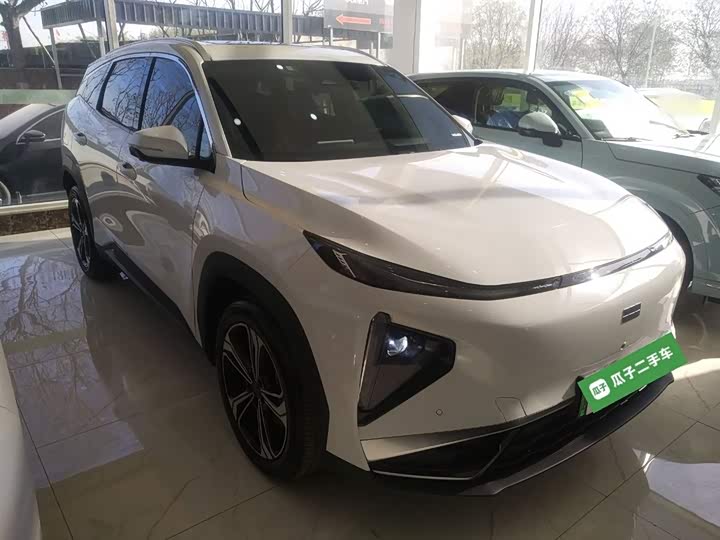 Geely Galaxy L7 2025 2025款 EM-i 115km 探索+版