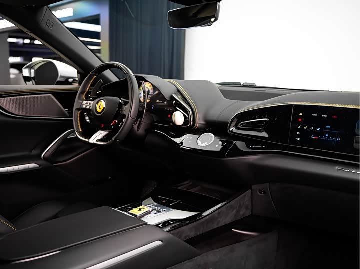 Ferrari Purosangue 2023 2023款 6.5L V12