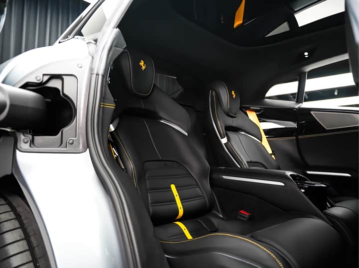 Ferrari Purosangue 2023 2023款 6.5L V12