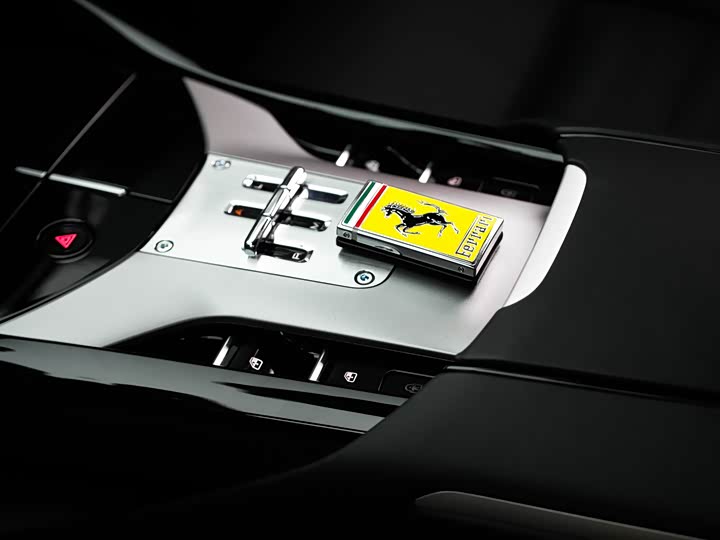 Ferrari Purosangue 2023 2023款 6.5L V12