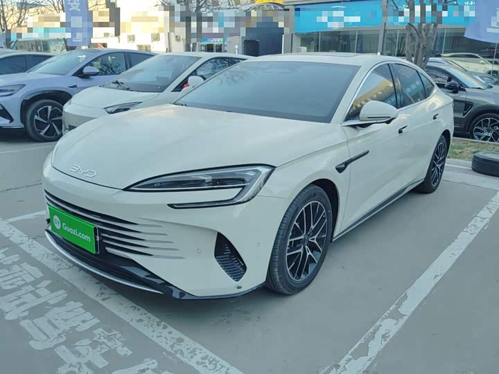 BYD Seal 07 DM-i Hybrid 2025 2025款 智驾版 DM-i 1.5L 125km 尊贵型