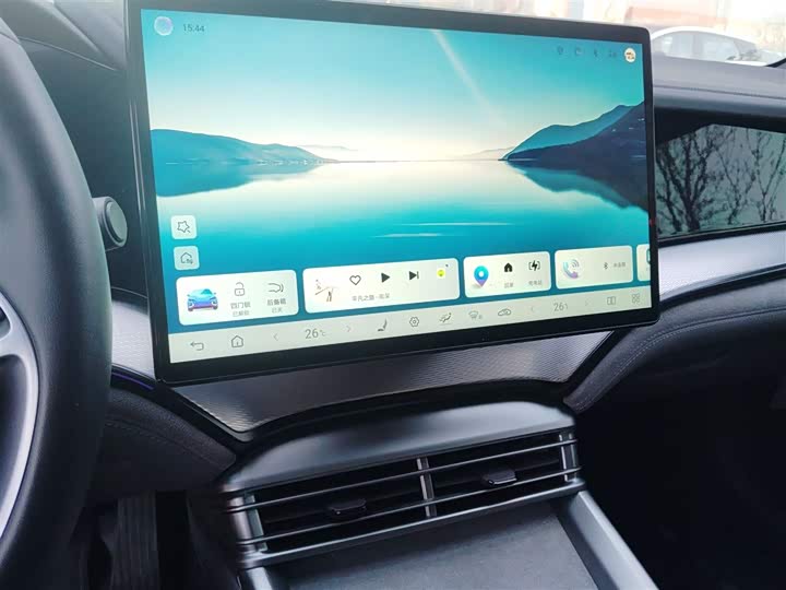 BYD Seal 07 DM-i Hybrid 2025 2025款 智驾版 DM-i 1.5L 125km 尊贵型