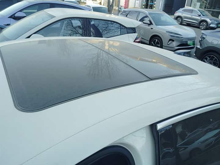 BYD Seal 07 DM-i Hybrid 2025 2025款 智驾版 DM-i 1.5L 125km 尊贵型