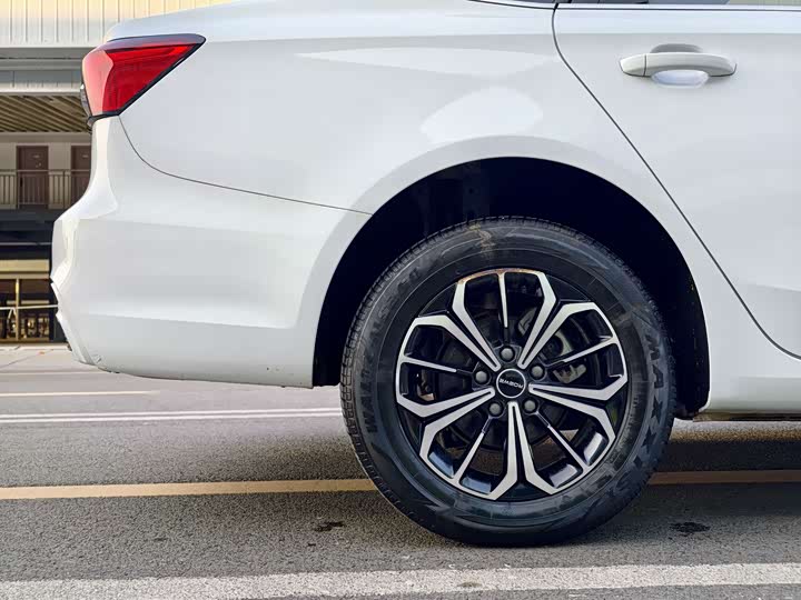 Roewe i6 Max EV 2023 2023款 EV 420天幕特别版