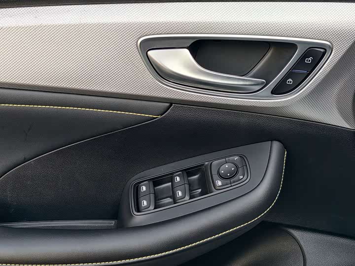 2023 Roewe i6 Max EV