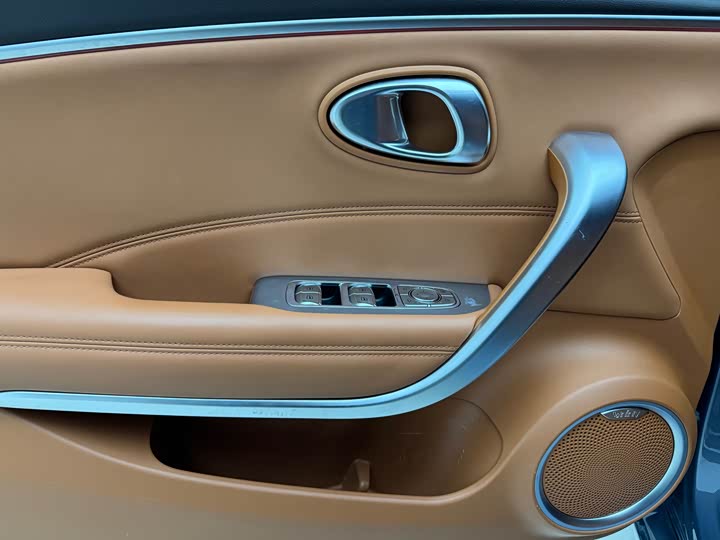 Ora Lightning Cat (07) 2022 2022款 555km 尊贵版