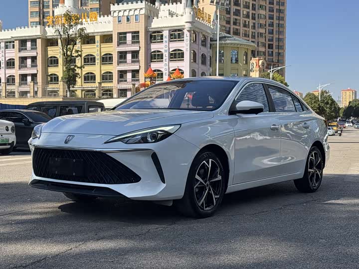 Roewe i5 2023 2023款 1.5L CVT尊荣版